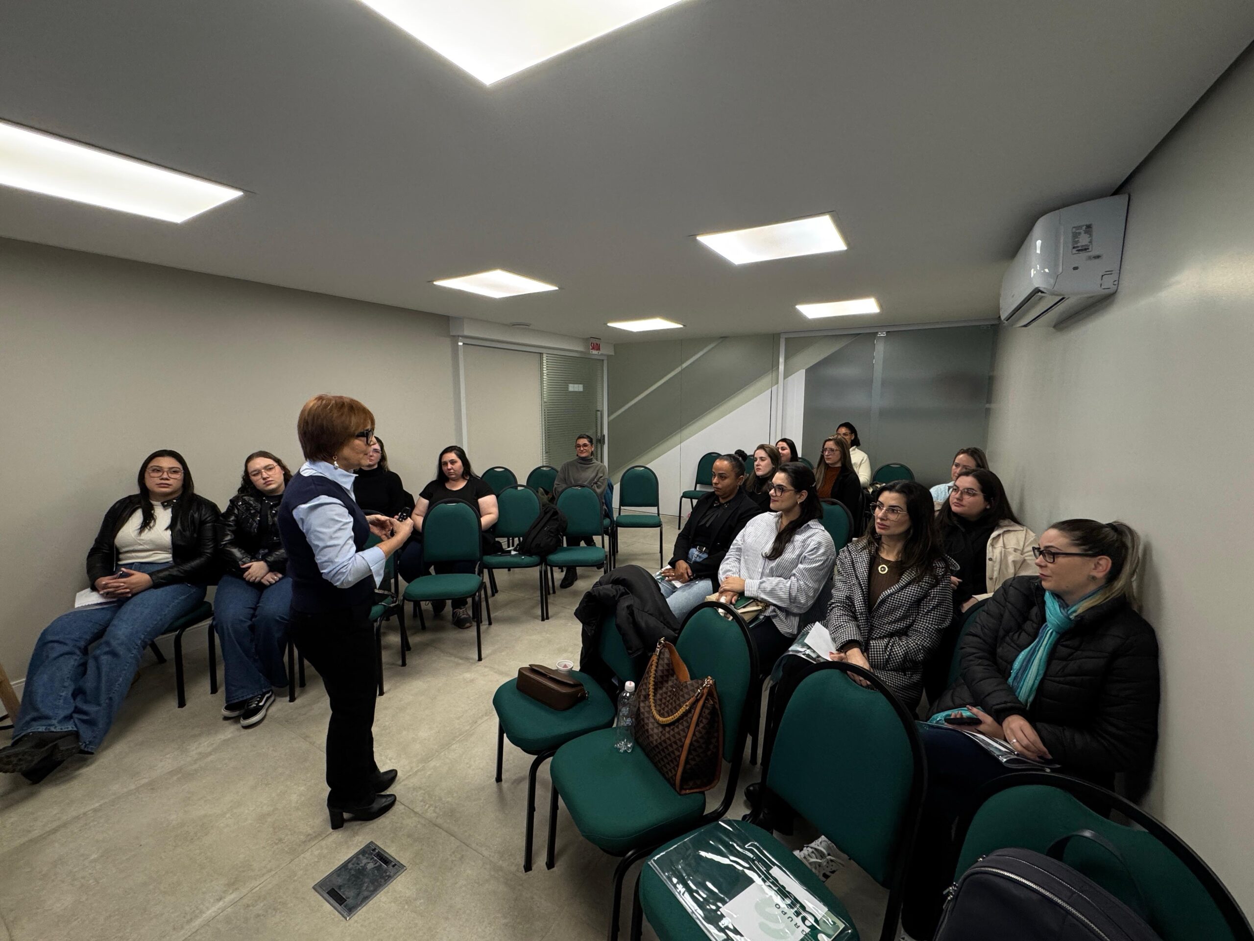 Curso de Desbridamento do Grupo Elora reúne profissionais de diferentes regiões e confirma nova edição em julho
