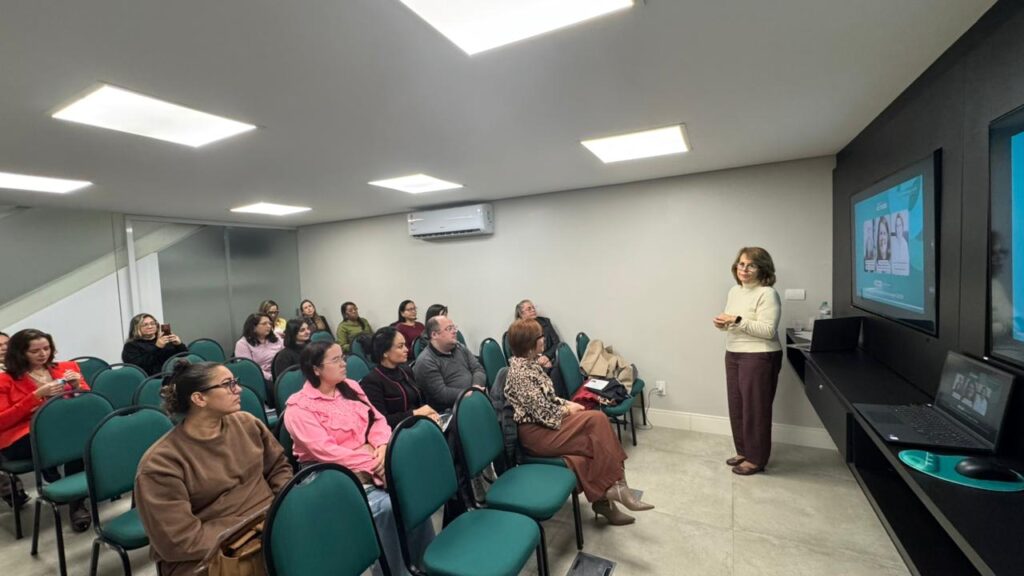 Evento em homenagem ao Mês da Enfermagem reúne profissionais para um dia de aprendizado, reflexão e valorização do cuidado